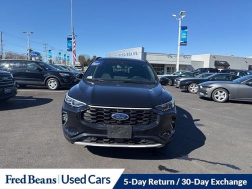 AGATE BLACK METALLIC 2023 Ford Escape ST-LINE ELITE