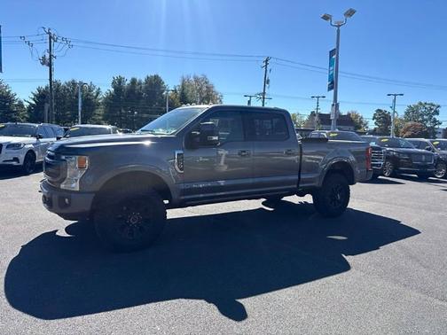 CARBONIZED GRAY 2022 Ford F-250 LARIAT