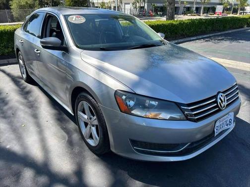 2013 Volkswagen Passat 2.5 SE