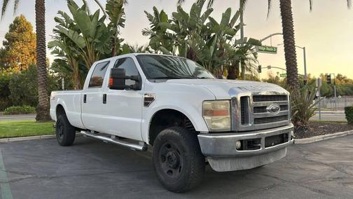 2009 Ford F-350 XLT Super Duty Crew Cab