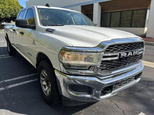 2019 RAM 2500 Tradesman Crew Cab 4x2 8' Box