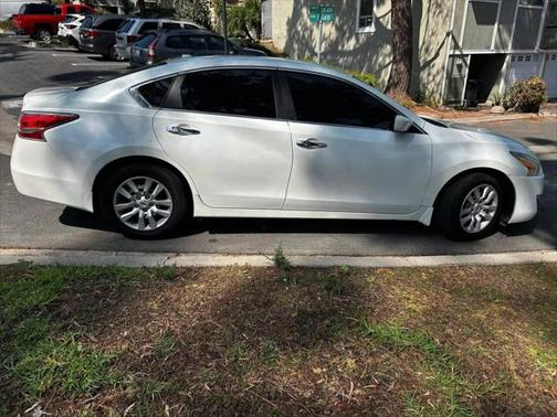 2015 Nissan Altima 2.5 S