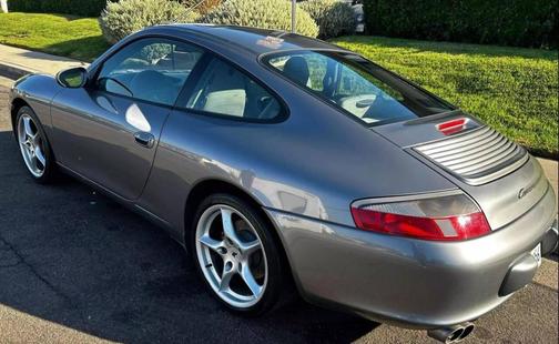 2002 Porsche 911 Carrera 4S