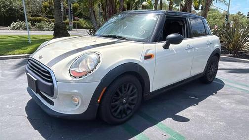2018 MINI Hardtop Cooper