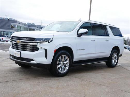 2023 Chevrolet Suburban Premier