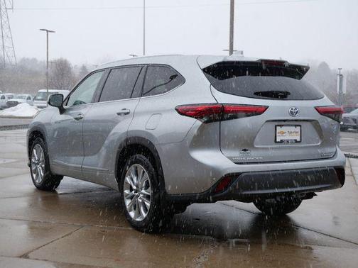 2021 Toyota Highlander Hybrid Limited