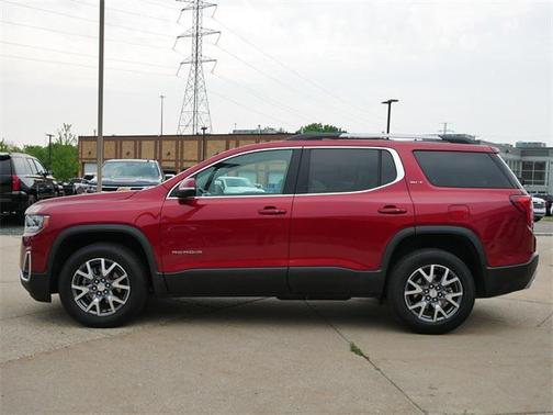 2023 GMC Acadia AWD SLT