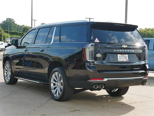 2025 Chevrolet Suburban Premier