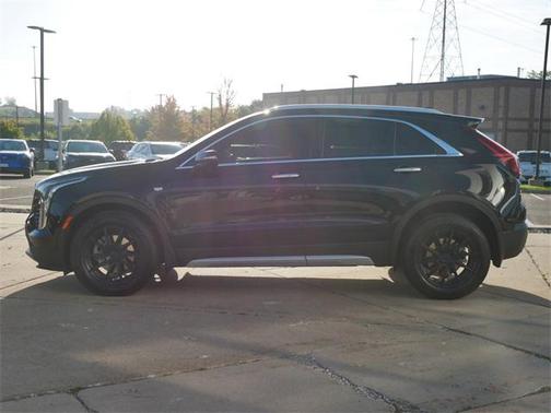 2021 Cadillac XT4 Premium Luxury