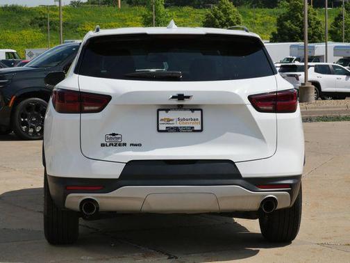 Summit White 2024 Chevrolet Blazer 2LT