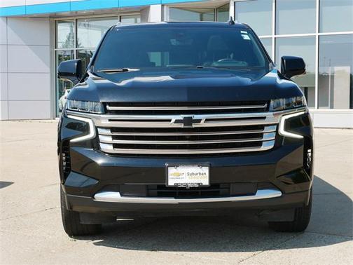 2022 Chevrolet Suburban 4WD High Country