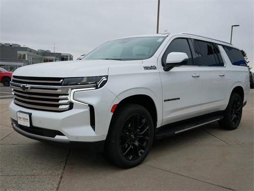 2023 Chevrolet Suburban 4WD High Country