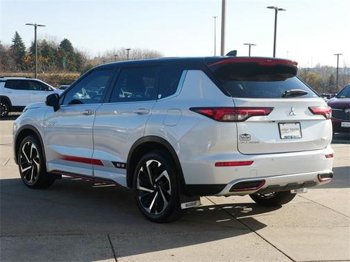 2023 Mitsubishi Outlander PHEV Ralliart S-AWC