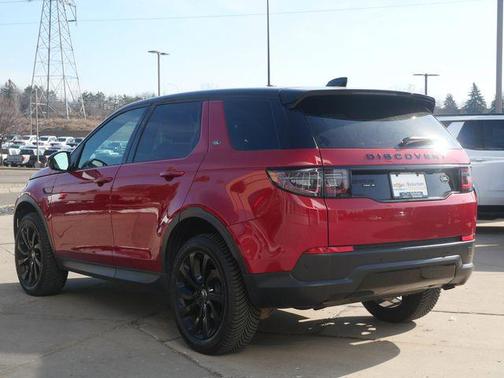 Firenze Red Metallic 2020 Land Rover Discovery Sport SE