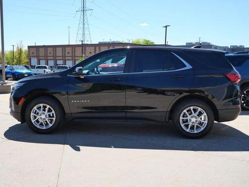 Mosaic Black Metallic 2024 Chevrolet Equinox 1LT