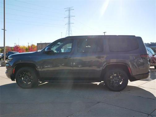 2024 Jeep Wagoneer Series II Carbide 4x4