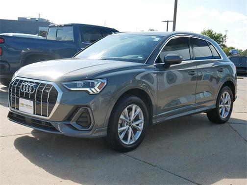 2023 Audi Q3 Premium 45 TFSI S line quattro Tiptronic