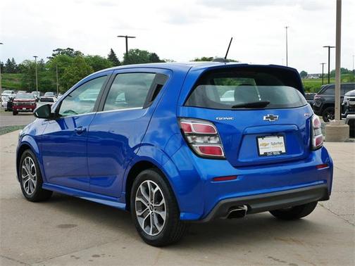 2020 Chevrolet Sonic FWD Hatchback LT 5-Door