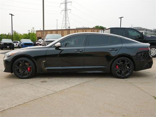 2019 Kia Stinger GT2