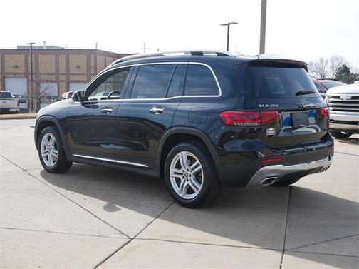 2023 Mercedes-Benz GLB 250 4MATIC