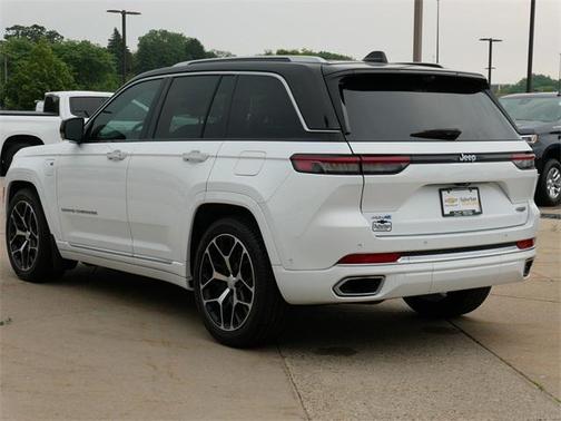 2022 Jeep Grand Cherokee 4xe Summit Reserve