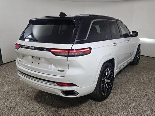 2022 Jeep Grand Cherokee 4xe Summit Reserve