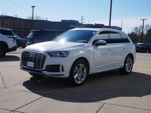 2023 Audi Q7 55 Premium Plus