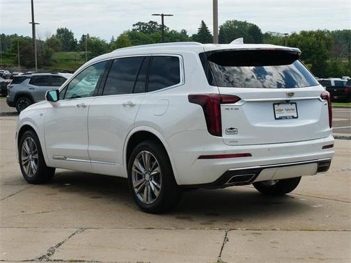 2023 Cadillac XT6 Premium Luxury AWD