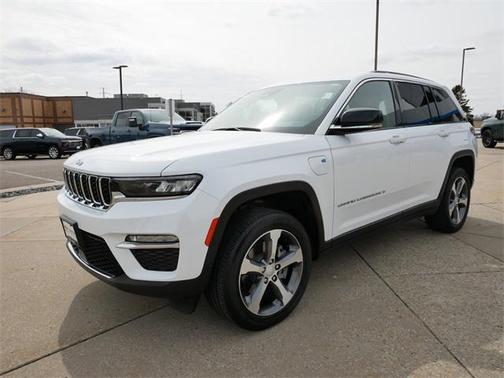 2022 Jeep Grand Cherokee 4xe Base