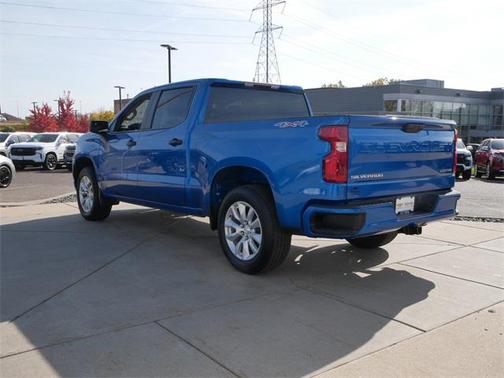 2022 Chevrolet Silverado 1500 Custom
