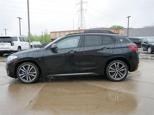 2022 BMW X2 M35i