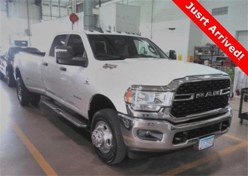 2024 RAM 3500 Big Horn Crew Cab 4x4 8' Box