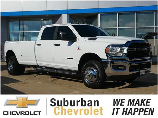 2024 RAM 3500 Big Horn Crew Cab 4x4 8' Box