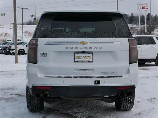 2023 Chevrolet Suburban Premier