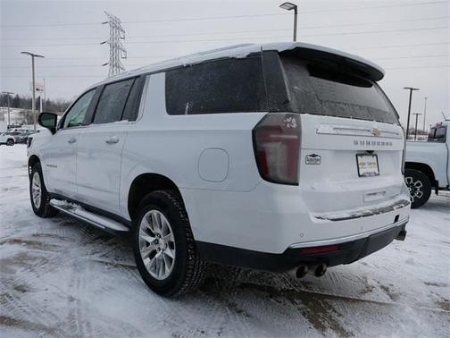2023 Chevrolet Suburban Premier