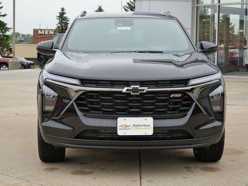 Mosaic Black Metallic 2026 Chevrolet Trax FWD 2RS