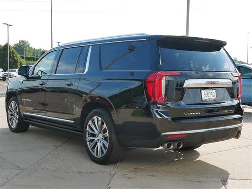 2022 GMC Yukon XL Denali
