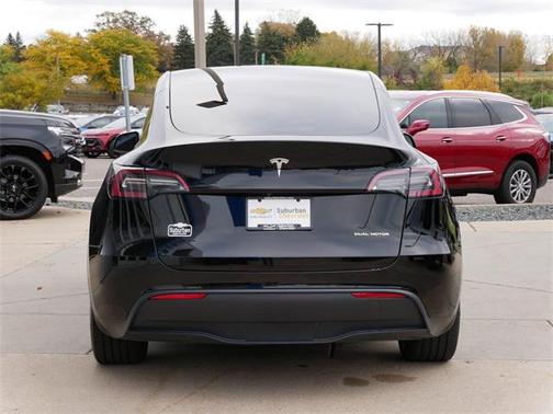 2023 Tesla Model Y Long Range Dual Motor All-Wheel Drive