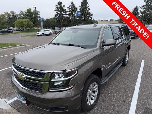 2016 Chevrolet Suburban LT