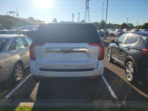 White Frost Tricoat 2024 GMC Yukon XL Denali