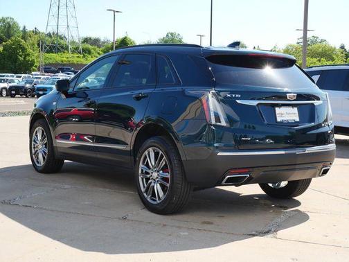Emerald Lake Metallic 2024 Cadillac XT5 Sport