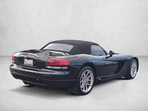 2004 Dodge Viper SRT10