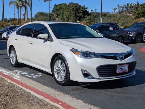 2013 Toyota Avalon XLE Premium