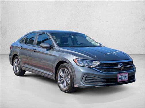 Platinum Gray Metallic 2024 Volkswagen Jetta 1.5T SE