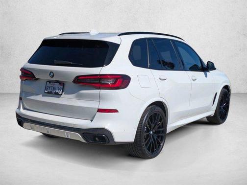 Alpine White 2022 BMW X5 sDrive40i