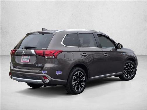 Quartz Brown Metallic 2018 Mitsubishi Outlander PHEV SEL
