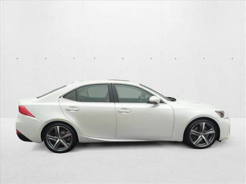 2018 Lexus IS 300 Base