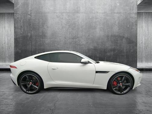 2015 Jaguar F-TYPE R