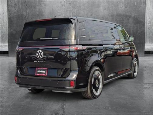 2025 Volkswagen ID. Buzz Pro S