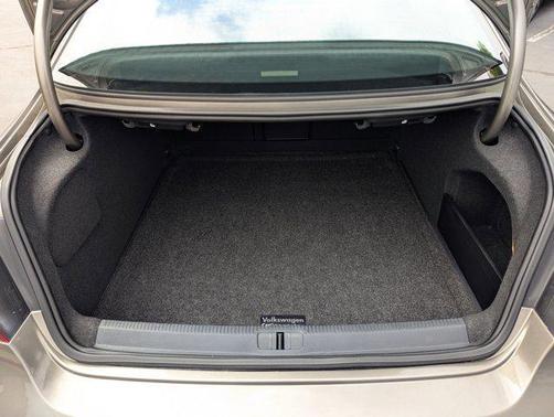 2013 Volkswagen CC 2.0T R-Line